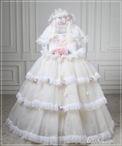 7歳の七五三記念に 女の子のお衣装 ドレス | 東京 練馬区の写真スタジオ/写真館